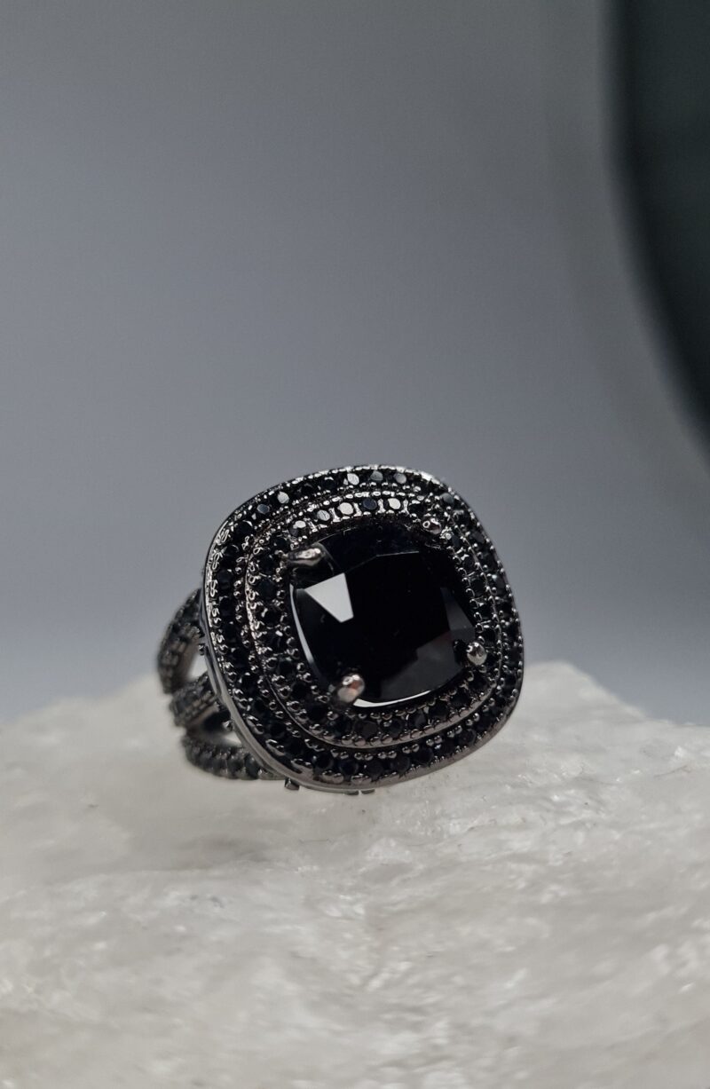 Obsidian Throne