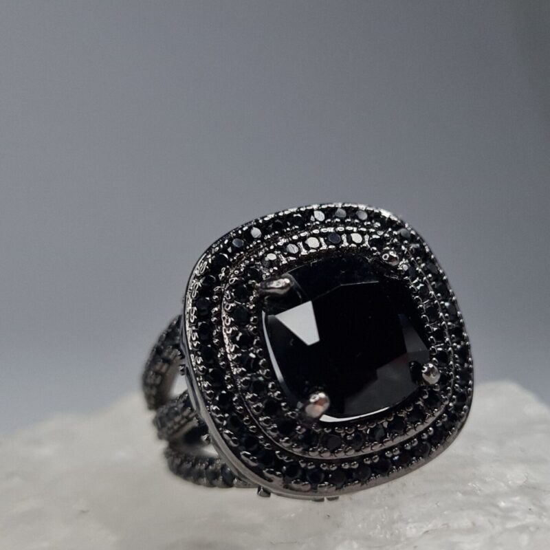 Obsidian Throne