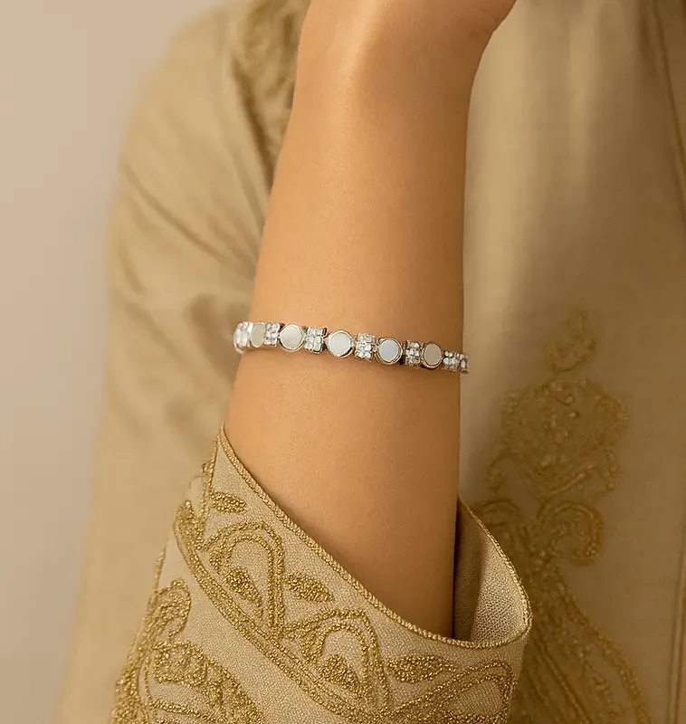 White Pearl Bracelet
